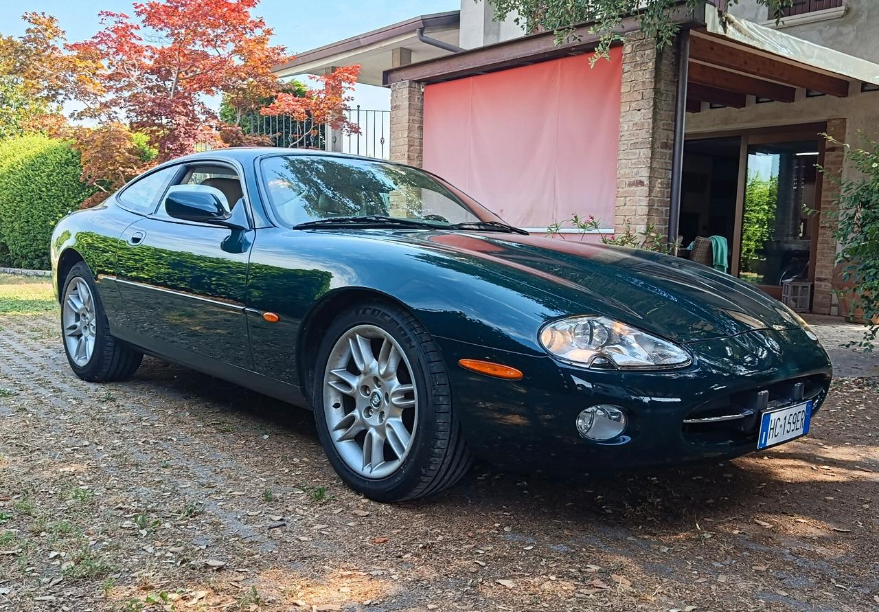 Jaguar XK XK8 4.0 Coupé