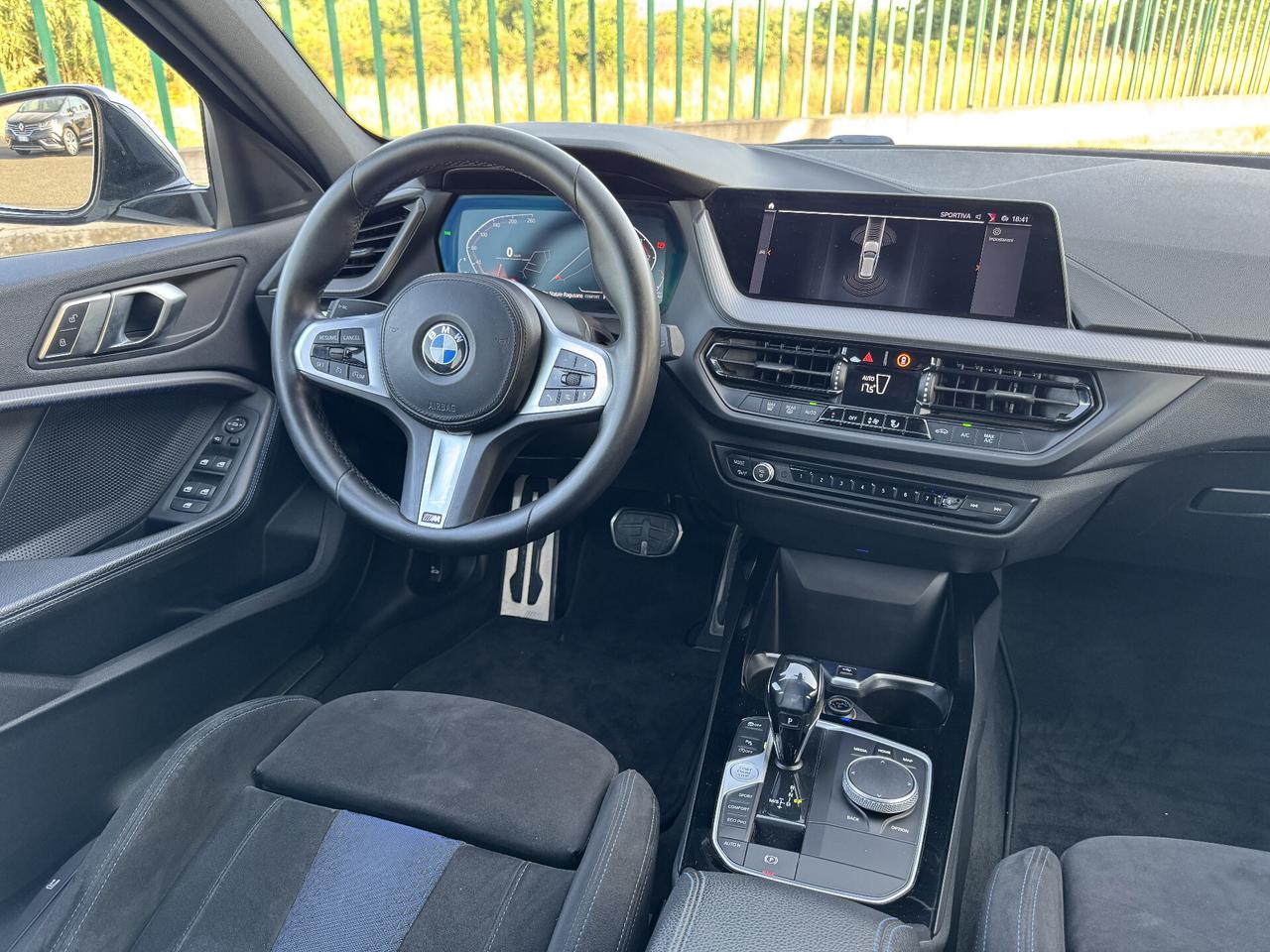 Bmw 118 118d 5p. Msport