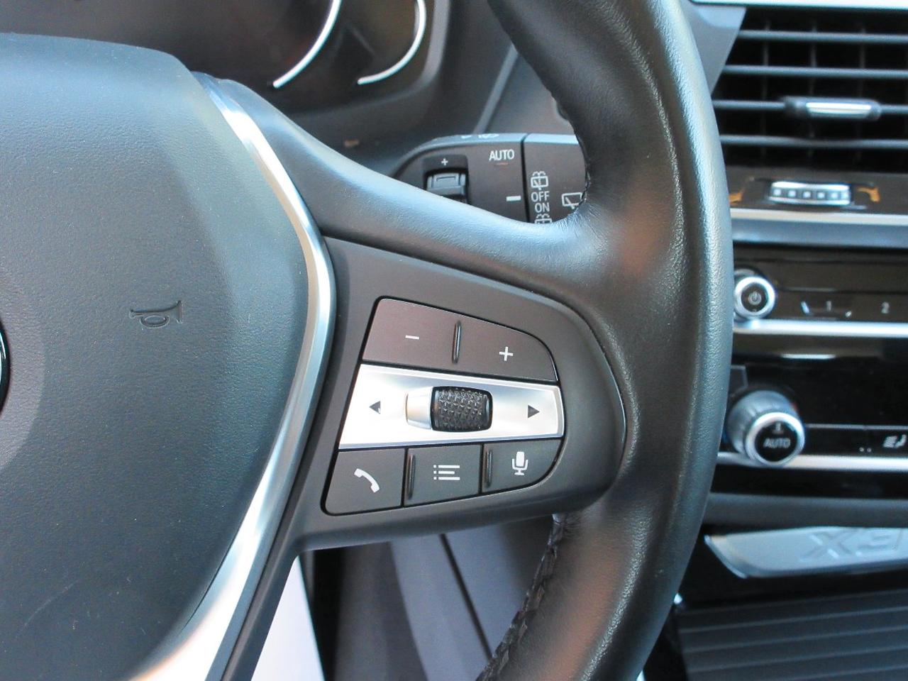 BMW X3 xDrive20d mhev 48V xLine auto