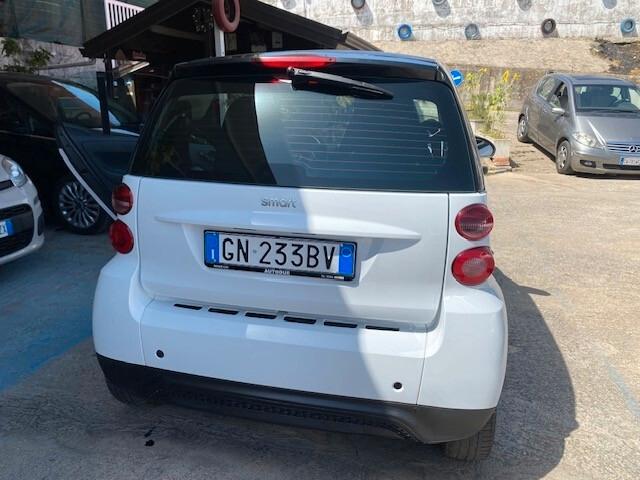 Smart ForTwo 1000 52 kW coupé pure