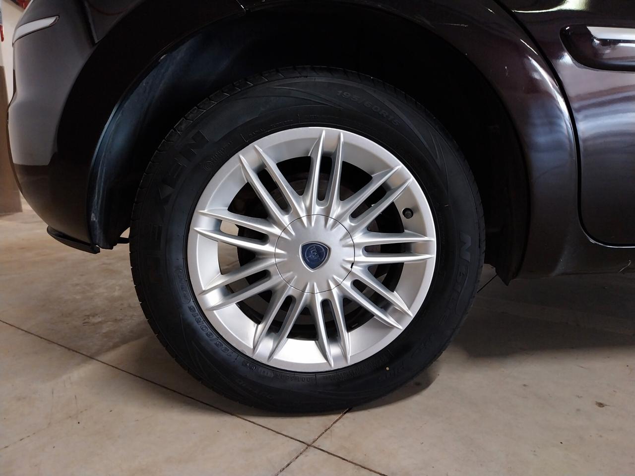 Lancia MUSA 1.3 Mjt 95 CV Avenue - ok neopatentati