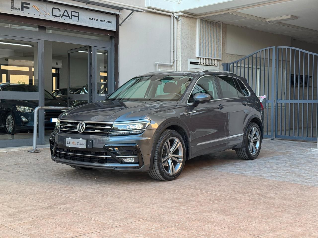 Volkswagen Tiguan 2.0 TDI SCR DSG 4MOTION Advanced BMT R-LINE 150 cv