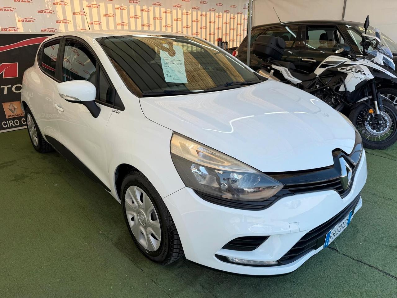 RENAULT CLIO 1.5 DIESEL 75CV AUTOCARRO