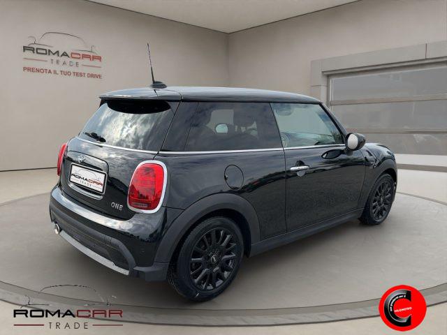 MINI One MINI One 1.5 One 2022 black edit. ok ne