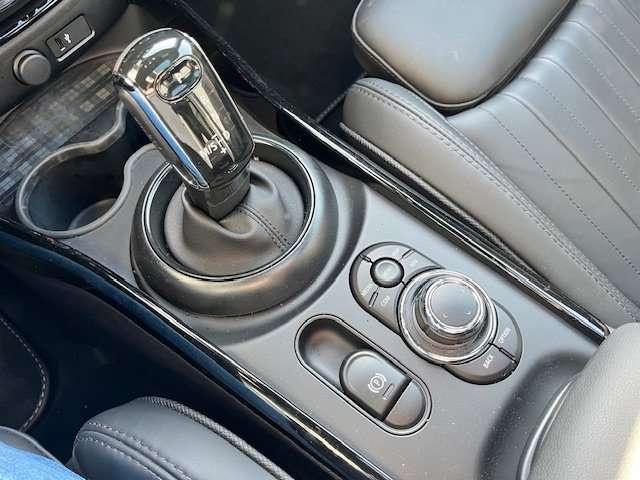 MINI Cooper Clubman Mini Clubman 1.5 Cooper Yours auto