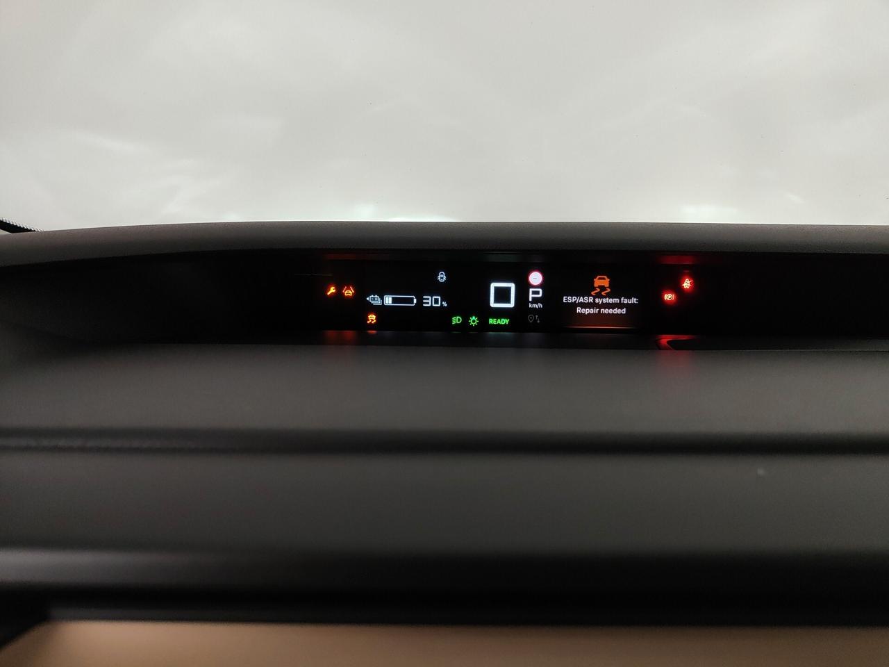 Citroen C3 Aircross motore elettrico 113 CV Plus