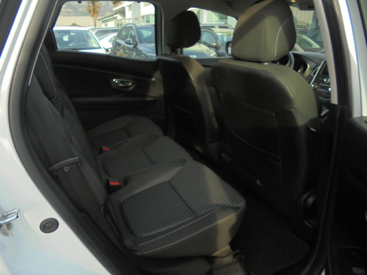 Renault Scenic Scénic dCi 130 CV Energy Sport Edition2