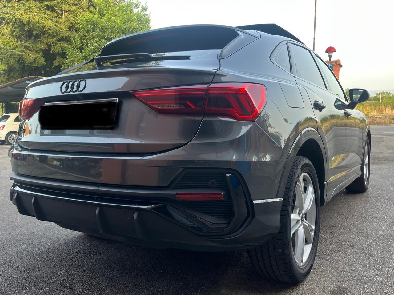 Audi Q3 SPB 35TDI S tronic line edition-solo Km30000-