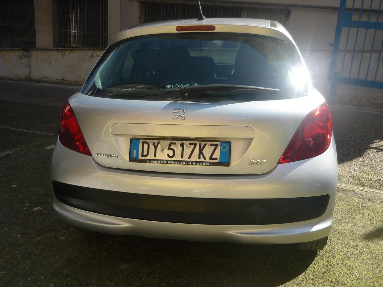 Peugeot 207 1.4 8V 75CV 5p. X Line ECO GPL