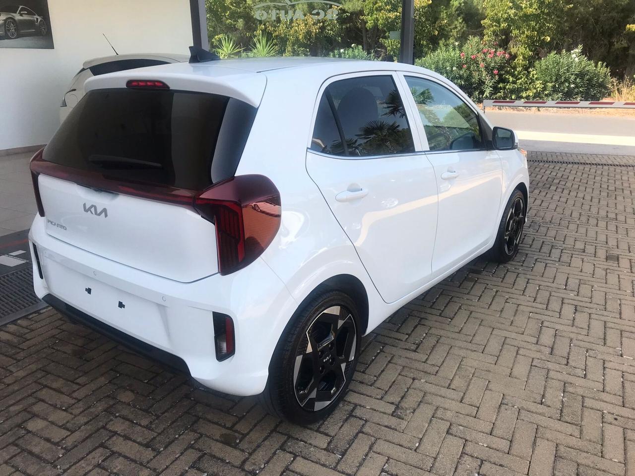 Kia Picanto 1.0 12V 5 porte AMT Urban