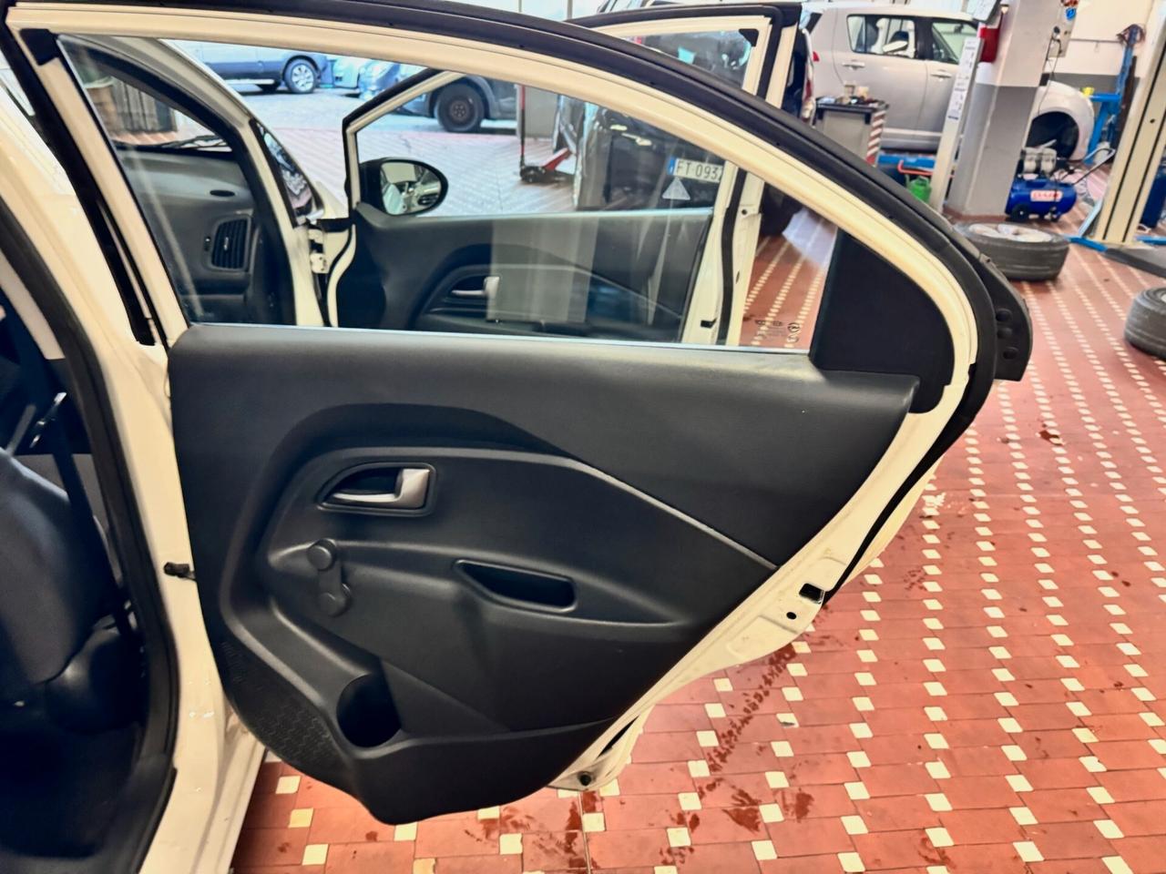 Kia Rio 1.2 CVVT 5p. EX - UNICO PROPRIETARIO