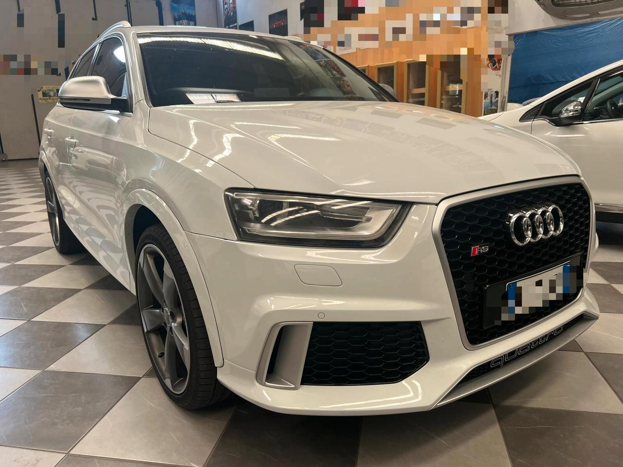 Audi RSQ3 RS 2.5 TFSI quattro S tronic Carbon