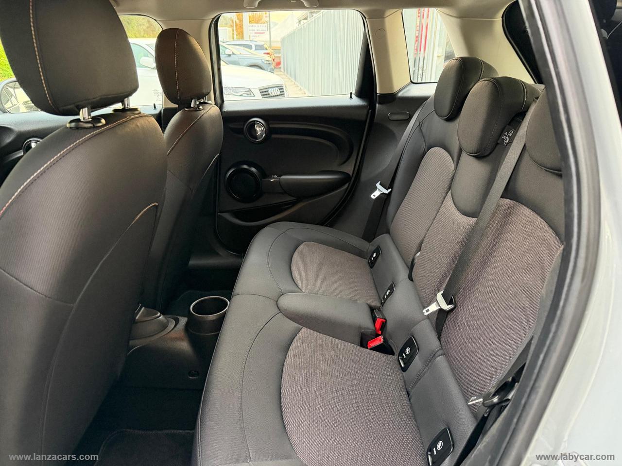 MINI Mini One D 5 porte