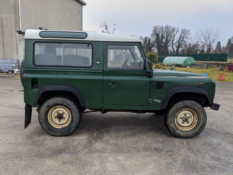 Land Rover Defender 90 2.5 Td5