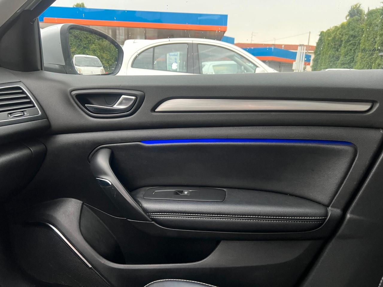 Renault Megane Mégane dCi 8V 110 CV EDC Energy Bose