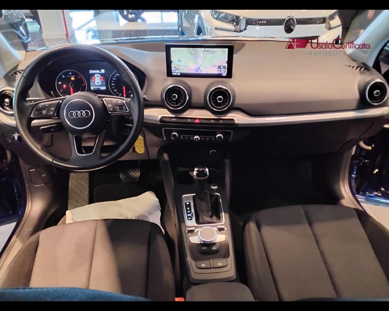 AUDI Q2 30 TDI S tronic Business
