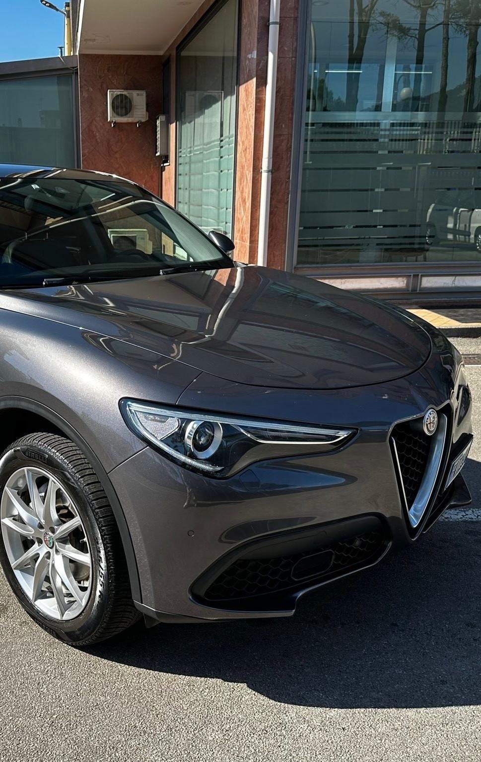 Alfa Romeo Stelvio 2.2 Turbodiesel 190 CV AT8 Q4 Super