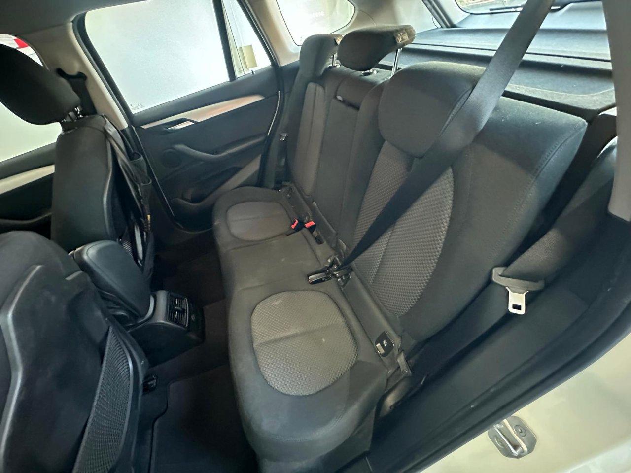 BMW X1 sdrive18d Business