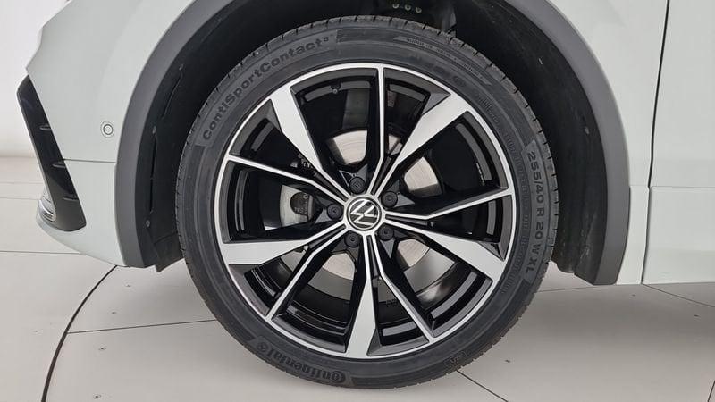 Volkswagen Tiguan 1.5 TSI 150 CV DSG ACT R-Line
