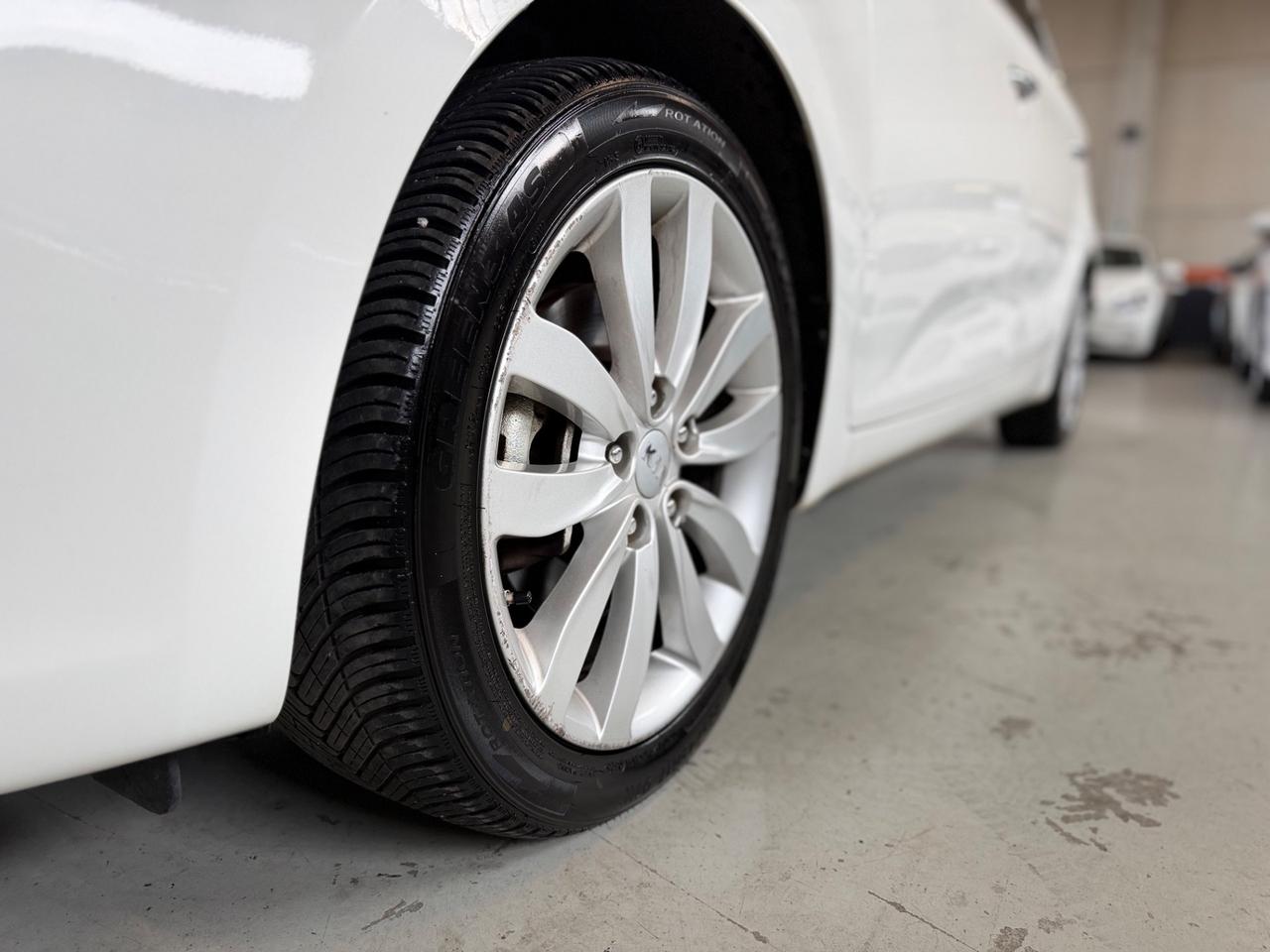 Kia Carens 1.7 CRDi Auto Platinum 7 POSTI