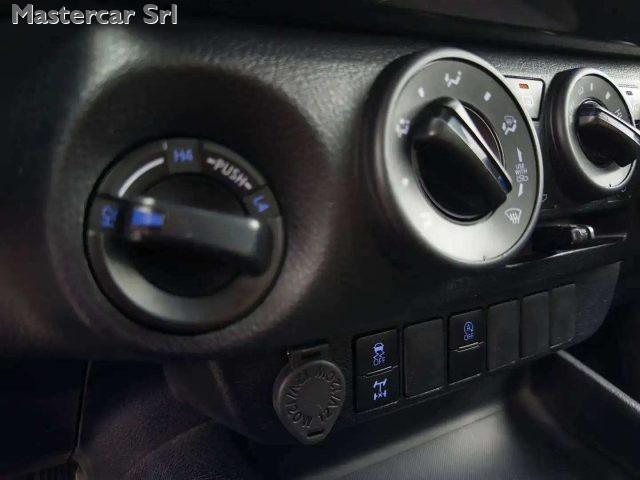 TOYOTA Hilux Hilux IV 2.4 d-4d double cab Comfort 4wd - GF290HN