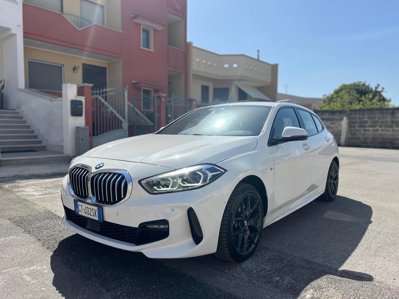 Bmw 116 116d 5p. Colorvision Edition M-SPORT