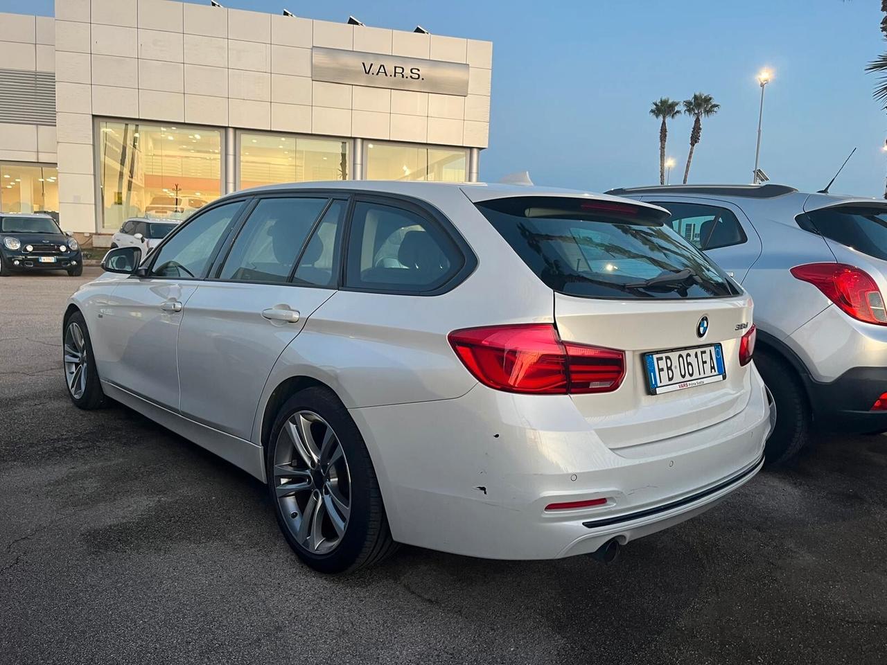 Bmw 318 318d xDrive Touring Sport