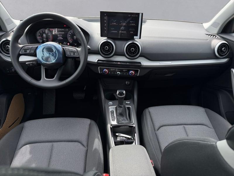 AUDI Q2 35 TFSI S TRONIC S LINE EDITIO