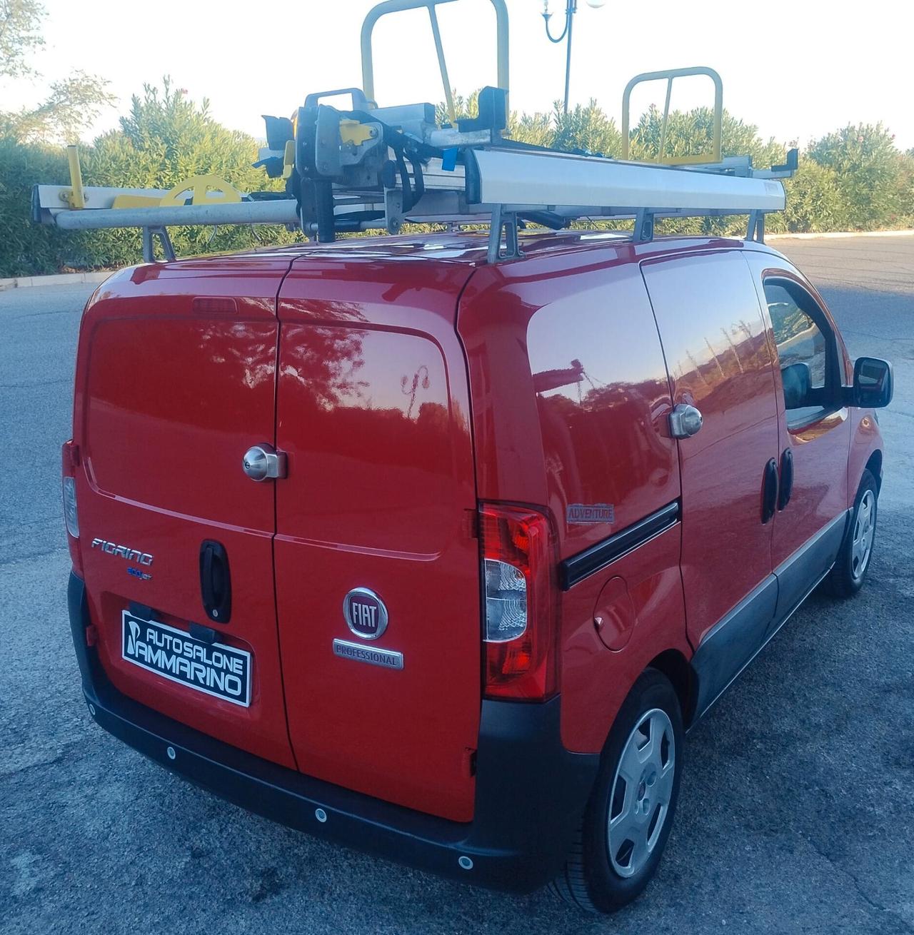 Fiat Fiorino 1.3 Mjet Adventure 95Cv Allestito
