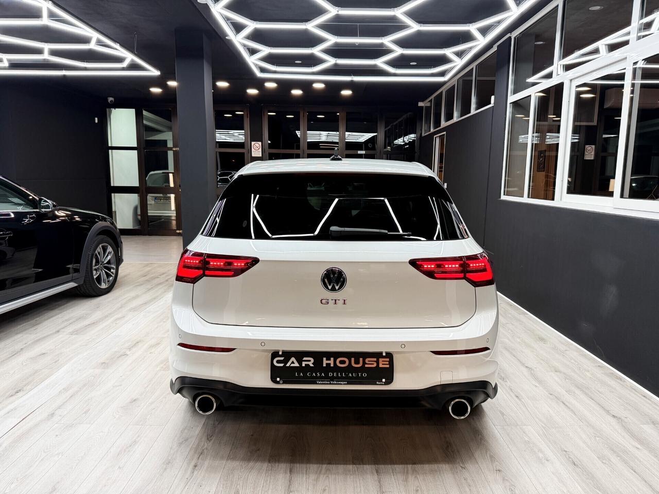 Volkswagen Golf 8 GTI 2.0 TSI 245CV