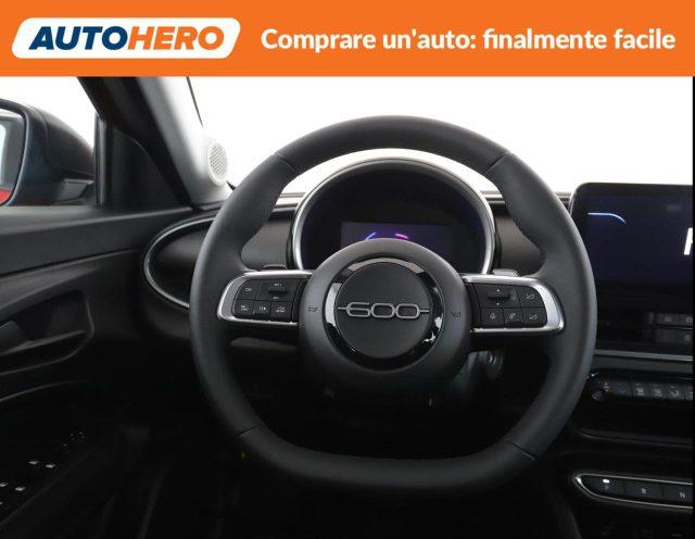 FIAT 600 Hybrid 110 CV DCT MHEV