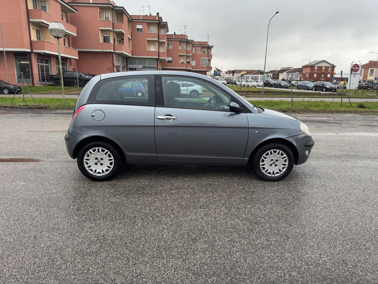 Lancia Ypsilon 1.2 Argento