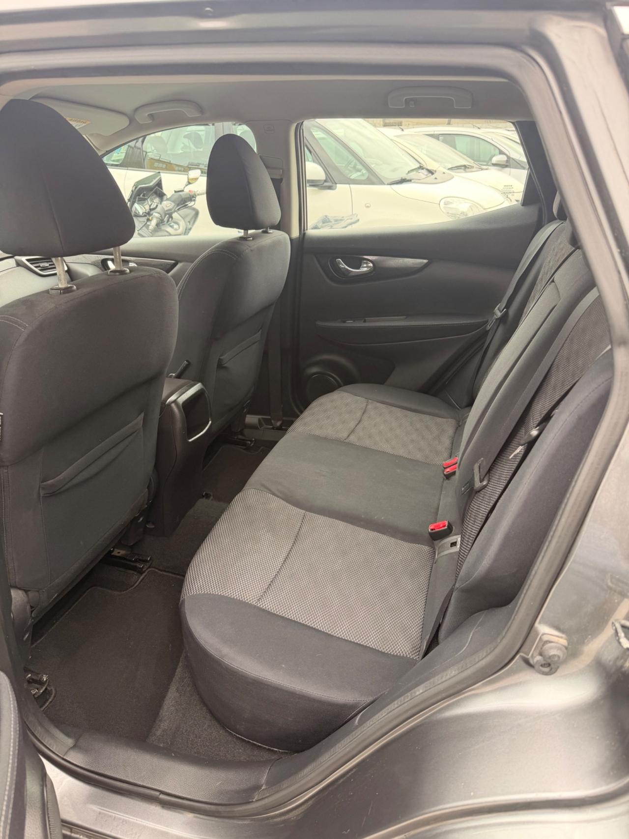 Nissan Qashqai 1.5 dCi Tekna