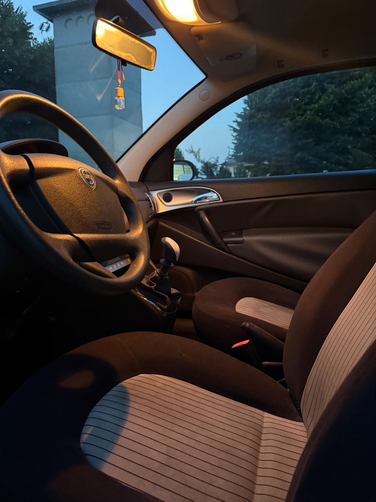 Lancia Ypsilon 1.2 Modamilano