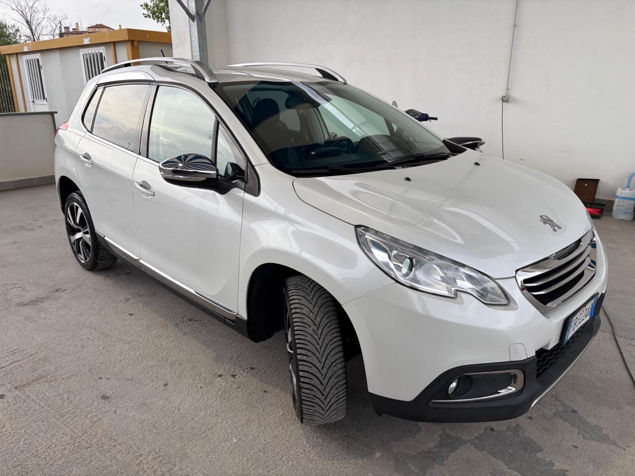 Peugeot 2008 BlueHDi 120 S&S Allure