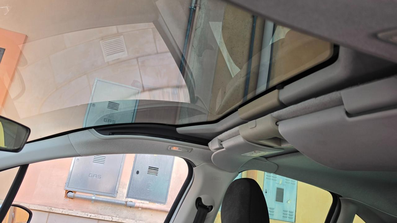 Citroen C3 1.4 Exclusive Gpl casa madre