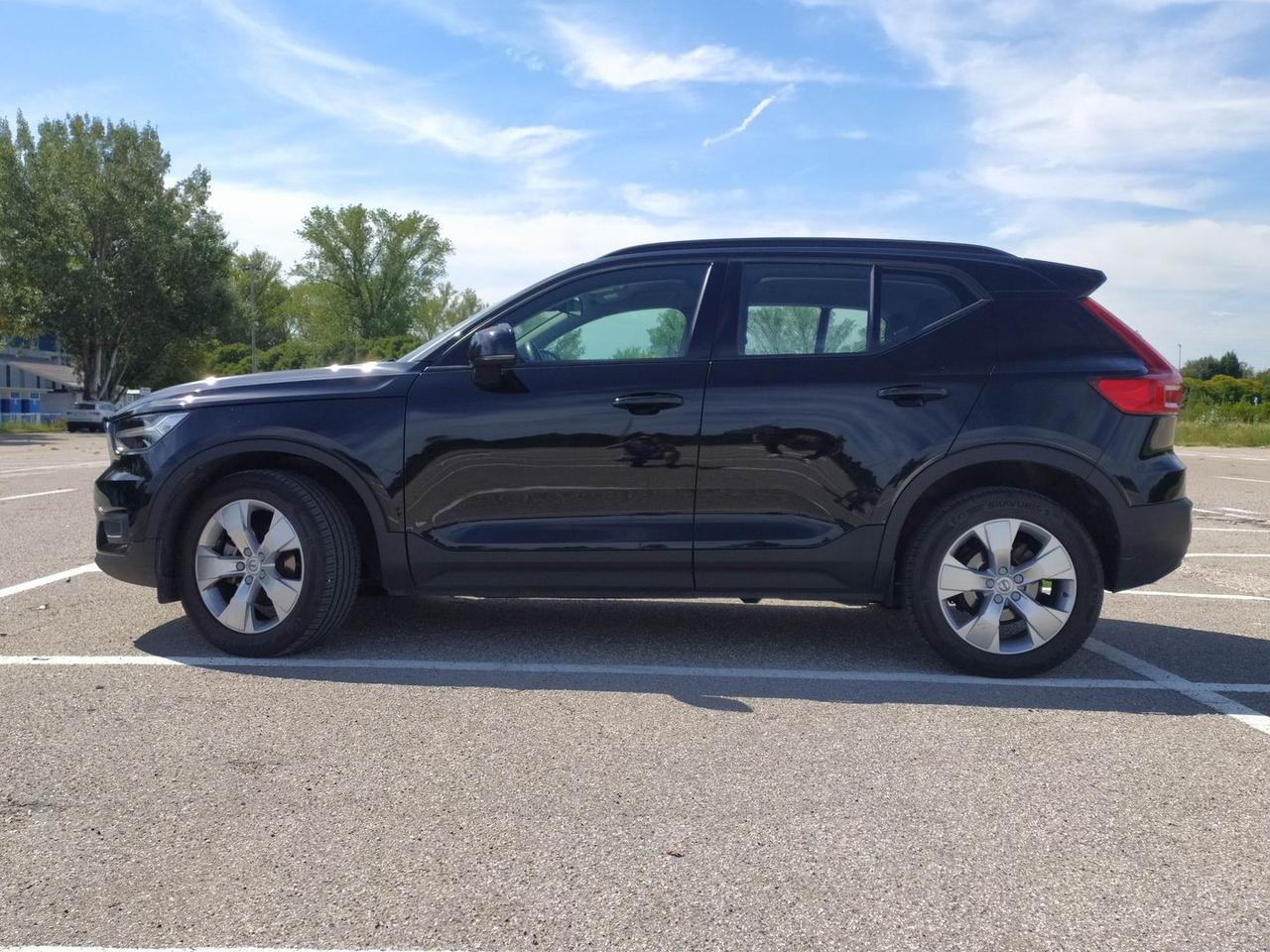 Volvo XC40 Momentum D3 #6463