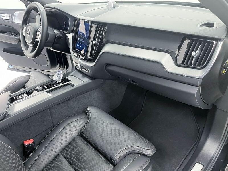 Volvo XC60 T6 PLUG IN AWD AUT ULTRA BLACK EDITION