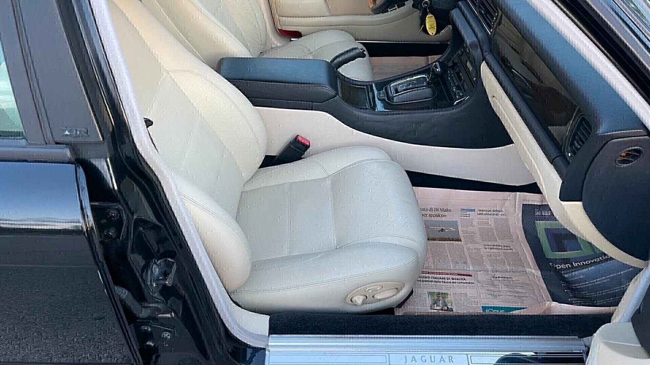 Jaguar XJR 4.0 325 cv con tetto apribile 1996 full