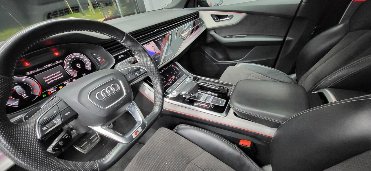 Audi Q8 50 TDI 286 CV quattro tiptronic Sport