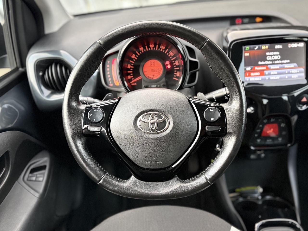 Toyota Aygo 1.0 Benzina 69CV E5 Automatica - 2015