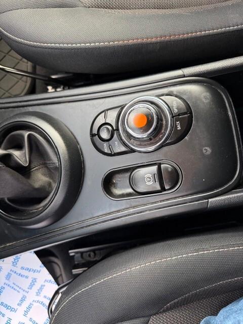 Mini Cooper D Countryman 2.0 Business Automatica