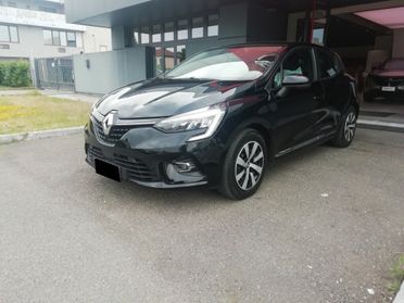 Renault Clio Hybrid E-Tech 140 CV Zen GF779