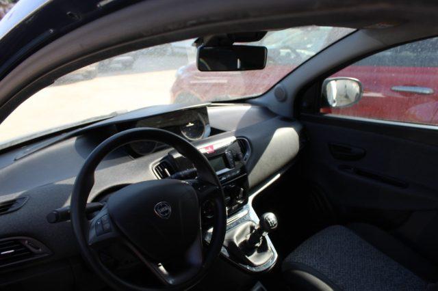 LANCIA Ypsilon 1.0 FireFly 5 porte S&S Hybrid Silver