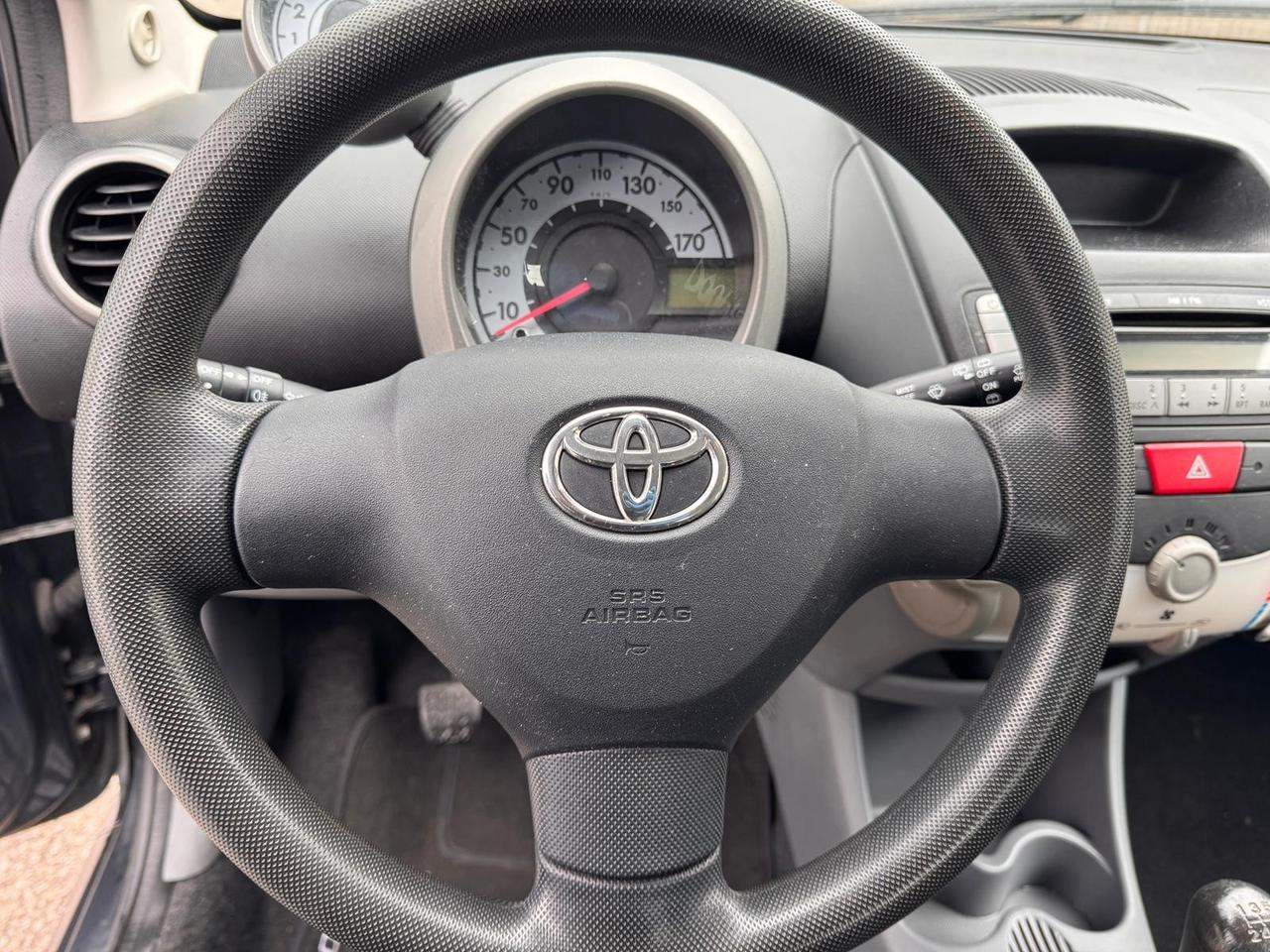 Toyota Aygo 1.0 VVT-i 69000 km GARANZIA 12m