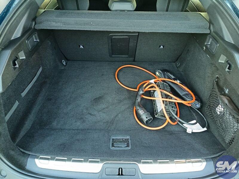 Peugeot 408 408 Hybrid 225 e-EAT8 GT