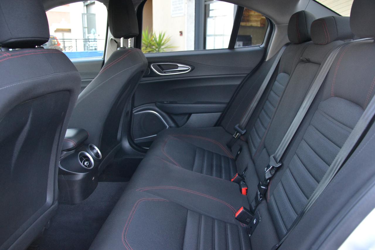 Alfa Romeo Giulia 2.2 160CV AT8 ROSSO EDIZIONE *PAD.F1-NAV-LED-TELEC