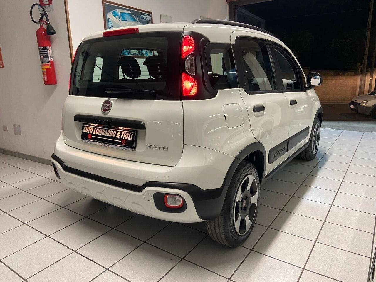 Fiat Panda 1.0 FireFly S&S Hybrid launch edition