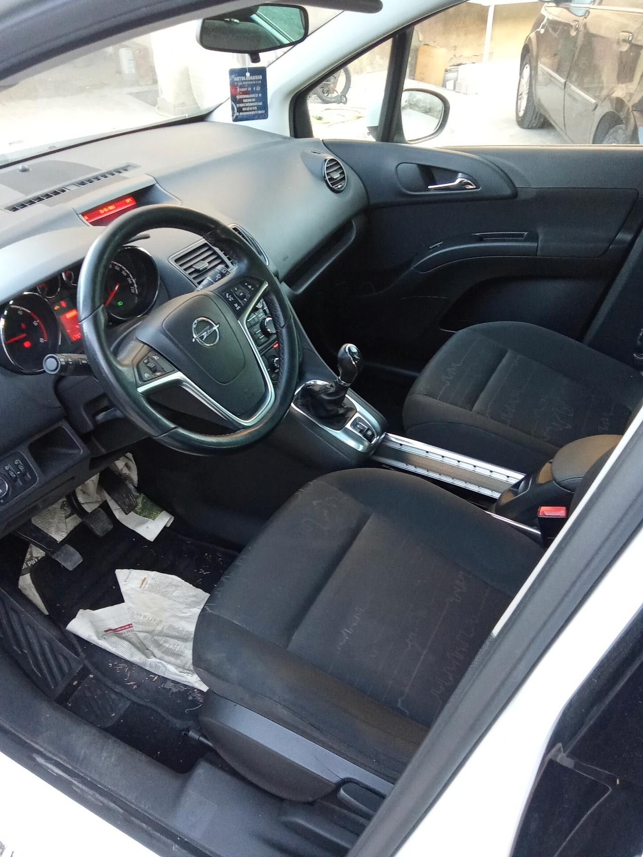 Opel Meriva 1.3 CDTI 75cv 011