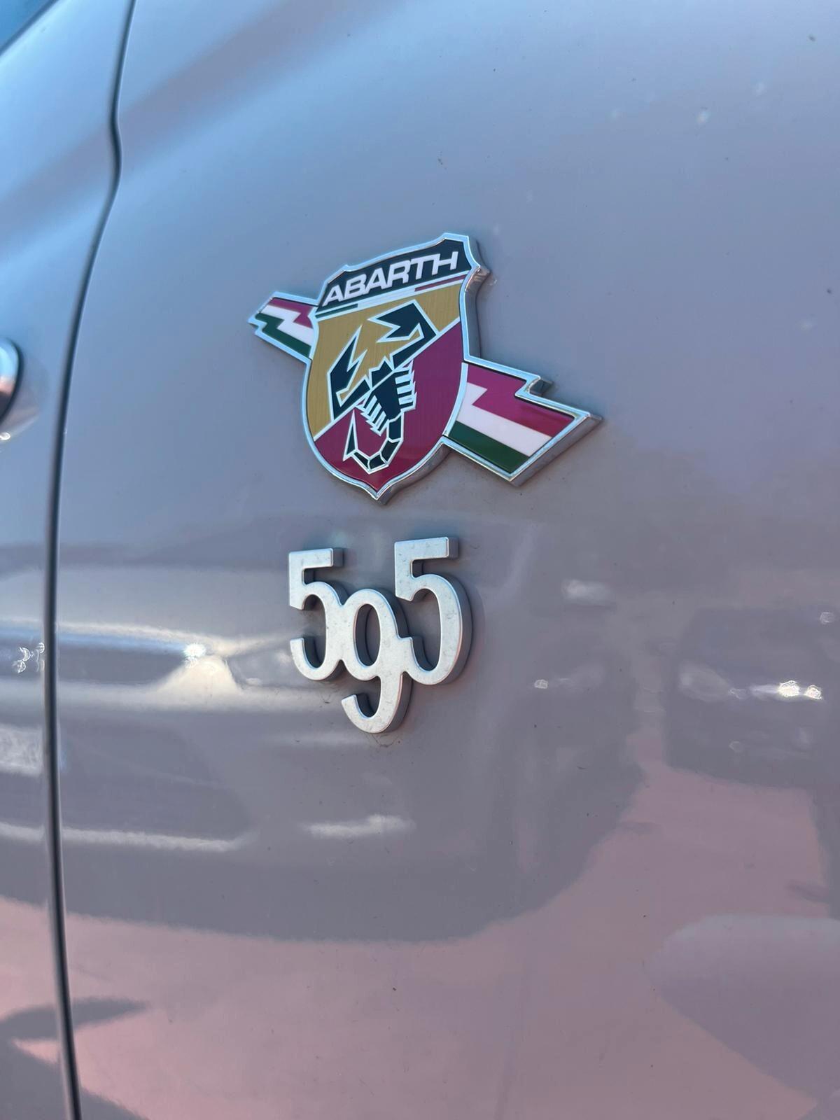 Abarth 595 1.4 Turbo T-Jet 165 CV Turismo
